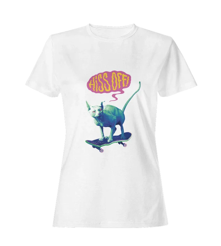 playera para mujer color blanco con diseño de un gato en patineta estilo retro 90s marca pixsound SKU-RT000004